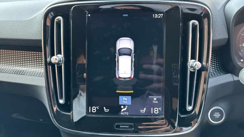 Volvo Xc40 2.0 B4P R DESIGN Pro 5dr Auto Petrol Estate